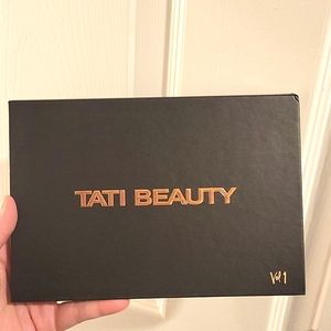 BRAND NEW Tati Beauty eyeshadow pallete